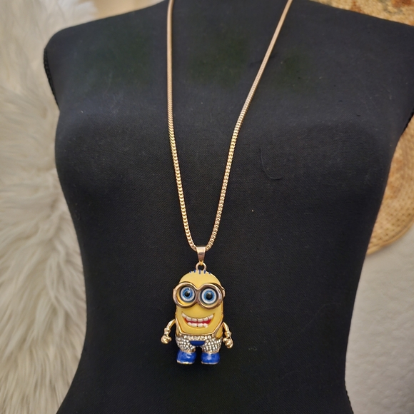 Minion Sweater Necklace - Picture 3 of 17